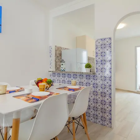 B21 - Oliveira Cozy Flat