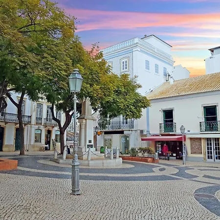 B21 - Oliveira Cozy Flat Lägenhet