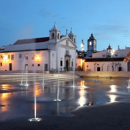 B21 - Oliveira Cozy Flat *