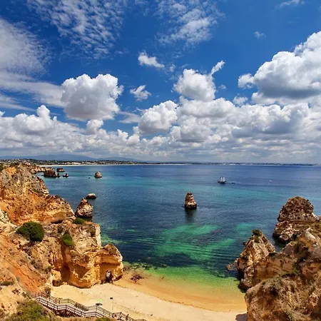 B21 - Oliveira Cozy Flat * 拉哥斯